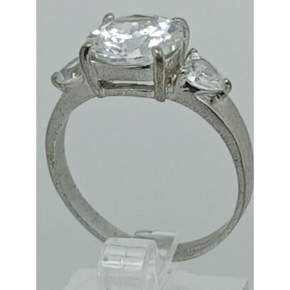 Vintage 5CT White Gold Plated Round Heart Shaped 3-Stone Ring Size 11 - Picture 4 of 10